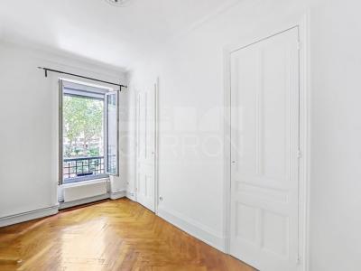 For sale Lyon-3eme-arrondissement 5 rooms 135 m2 Rhone (69003) photo 2