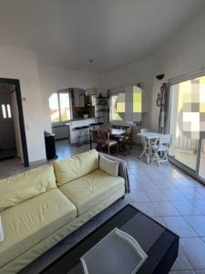 For sale Candillargues CARNON 6 rooms 132 m2 Herault (34130) photo 1