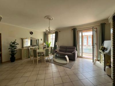 For sale AVEC GARAGE 7 rooms 163 m2 Herault (34390) photo 3