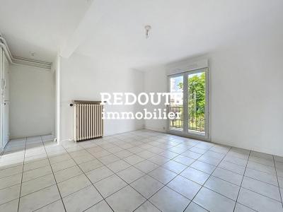 For sale Reims 2 rooms 41 m2 Marne (51100) photo 2
