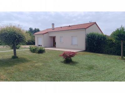 For sale Courlay 4 rooms 103 m2 Deux sevres (79440) photo 0