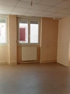 Louer Appartement Huriel 415 euros
