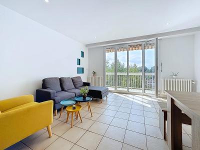 For rent Saint-egreve 3 rooms 70 m2 Isere (38120) photo 2