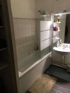 For rent Talence 1 room 31 m2 Gironde (33400) photo 2