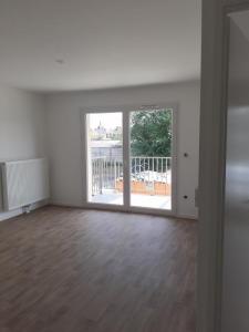 For rent Neuville-en-ferrain 2 rooms 44 m2 Nord (59960) photo 3