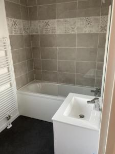 Louer Maison Ifs 851 euros