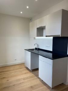 For rent Avignon 3 rooms 59 m2 Vaucluse (84000) photo 1