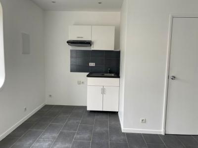 For rent Saint-arnoult-en-yvelines 1 room 35 m2 Yvelines (78730) photo 0