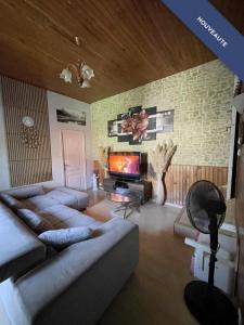 For sale Firmi 6 rooms 95 m2 Aveyron (12300) photo 2