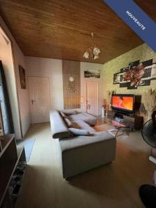 For sale Firmi 6 rooms 95 m2 Aveyron (12300) photo 3