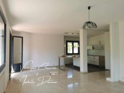 For sale Saint-genis-laval 4 rooms 116 m2 Rhone (69230) photo 2