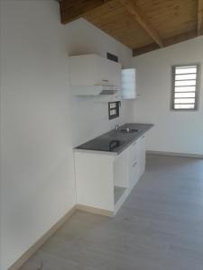 Louer Appartement Avirons 633 euros