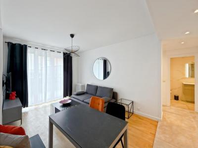 For rent Lyon-7eme-arrondissement 2 rooms 53 m2 Rhone (69007) photo 0