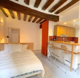Louer Appartement 26 m2 Paris-3eme-arrondissement