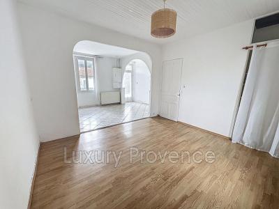 Annonce Vente 6 pices Maison Mimet 13