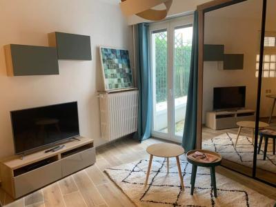 Louer Appartement 25 m2 Paris-12eme-arrondissement