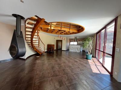 For sale Bressuire 4 rooms 240 m2 Deux sevres (79300) photo 2