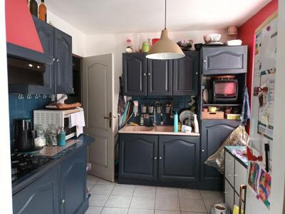 For sale Ozillac 3 rooms 113 m2 Charente maritime (17500) photo 2