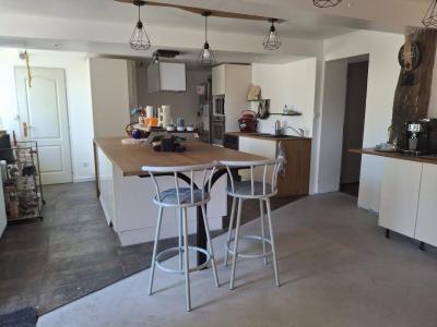 For sale Valanjou 5 rooms 196 m2 Maine et loire (49670) photo 3