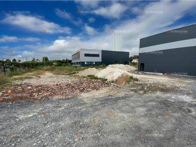 Louer Commerce Lievin 100008 euros