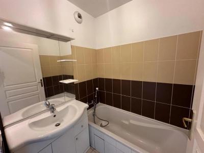 For sale Nice 3 rooms 56 m2 Alpes Maritimes (06200) photo 4