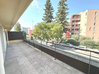 For sale Nice 3 rooms 69 m2 Alpes Maritimes (06200) photo 3