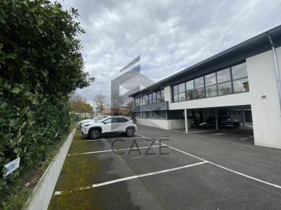 For rent Bruges 180 m2 Gironde (33520) photo 3