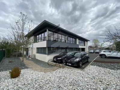 For rent Bruges 180 m2 Gironde (33520) photo 4