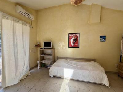 Louer Appartement 17 m2 Sainte-lucie-de-porto-vecchio