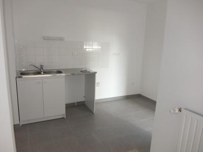 For rent Nantes 2 rooms 45 m2 Loire atlantique (44200) photo 2