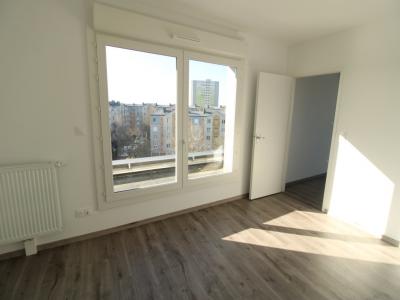 For rent Nantes 2 rooms 42 m2 Loire atlantique (44100) photo 4