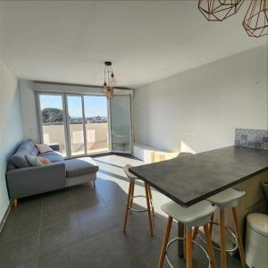 For rent Fare-les-oliviers 2 rooms 43 m2 Bouches du Rhone (13580) photo 1