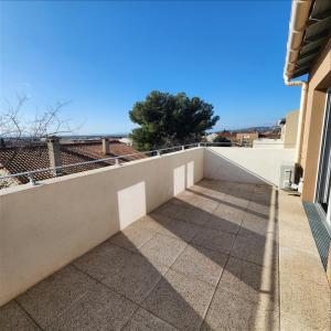 For rent Fare-les-oliviers 2 rooms 43 m2 Bouches du Rhone (13580) photo 2