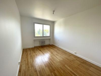 Louer Appartement 58 m2 Saint-etienne
