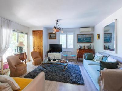For sale Merindol 8 rooms 260 m2 Vaucluse (84360) photo 2