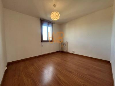For sale Tarascon 4 rooms 85 m2 Bouches du Rhone (13150) photo 3