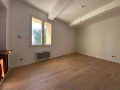 Louer Maison Saint-saturnin-les-avignon 1013 euros