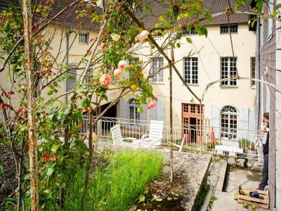 For sale Salins-les-bains 8 rooms 165 m2 Jura (39110) photo 0