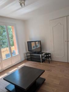 For rent Villeurbanne 3 rooms 59 m2 Rhone (69100) photo 2