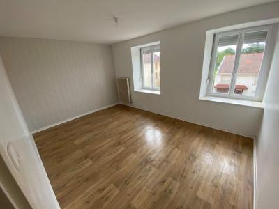 Louer Appartement Tantonville 785 euros