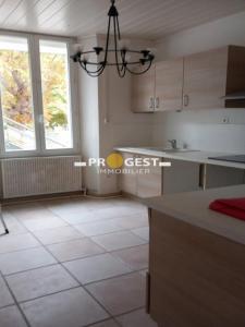 Louer Appartement 80 m2 Saint-savournin