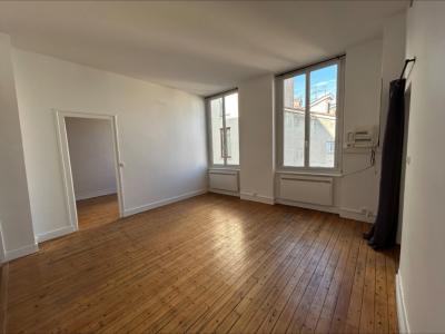 Louer Appartement Lyon-4eme-arrondissement 928 euros