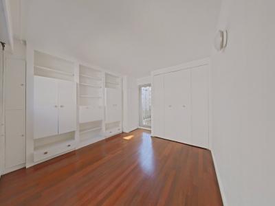 For rent Paris-15eme-arrondissement 3 rooms 80 m2 Paris (75015) photo 4