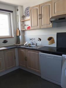 For sale Agde 3 rooms 60 m2 Herault (34300) photo 3