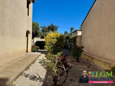 For sale Nimes 4 rooms 102 m2 Gard (30000) photo 4