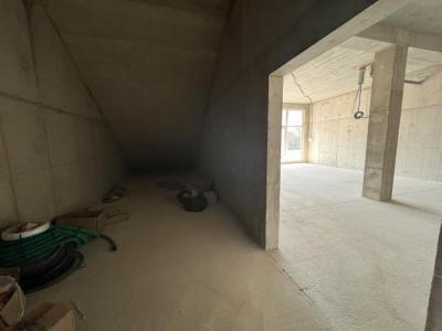 Louer Local commercial Alata 16800 euros