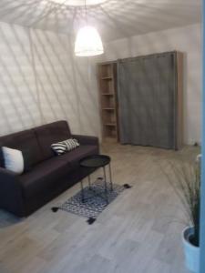 Louer Appartement 29 m2 Paris-20eme-arrondissement