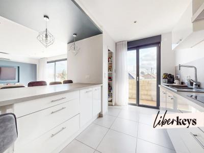 For sale Mions 7 rooms 200 m2 Rhone (69780) photo 3
