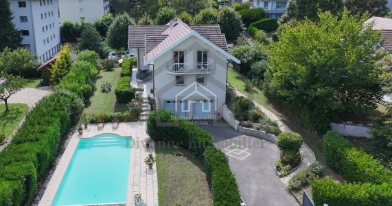 For rent Divonne-les-bains 8 rooms 195 m2 Ain (01220) photo 0