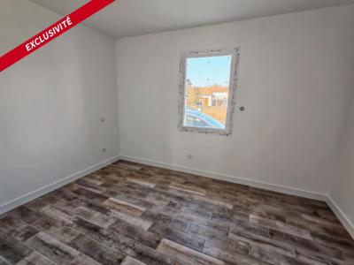 For sale Saintes 5 rooms 85 m2 Charente maritime (17100) photo 4